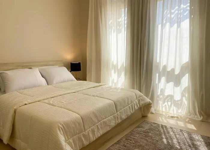 Lovely 1 Bedroom Apt. At Mangroovy With Free Access To The And Pools Dağ evi *